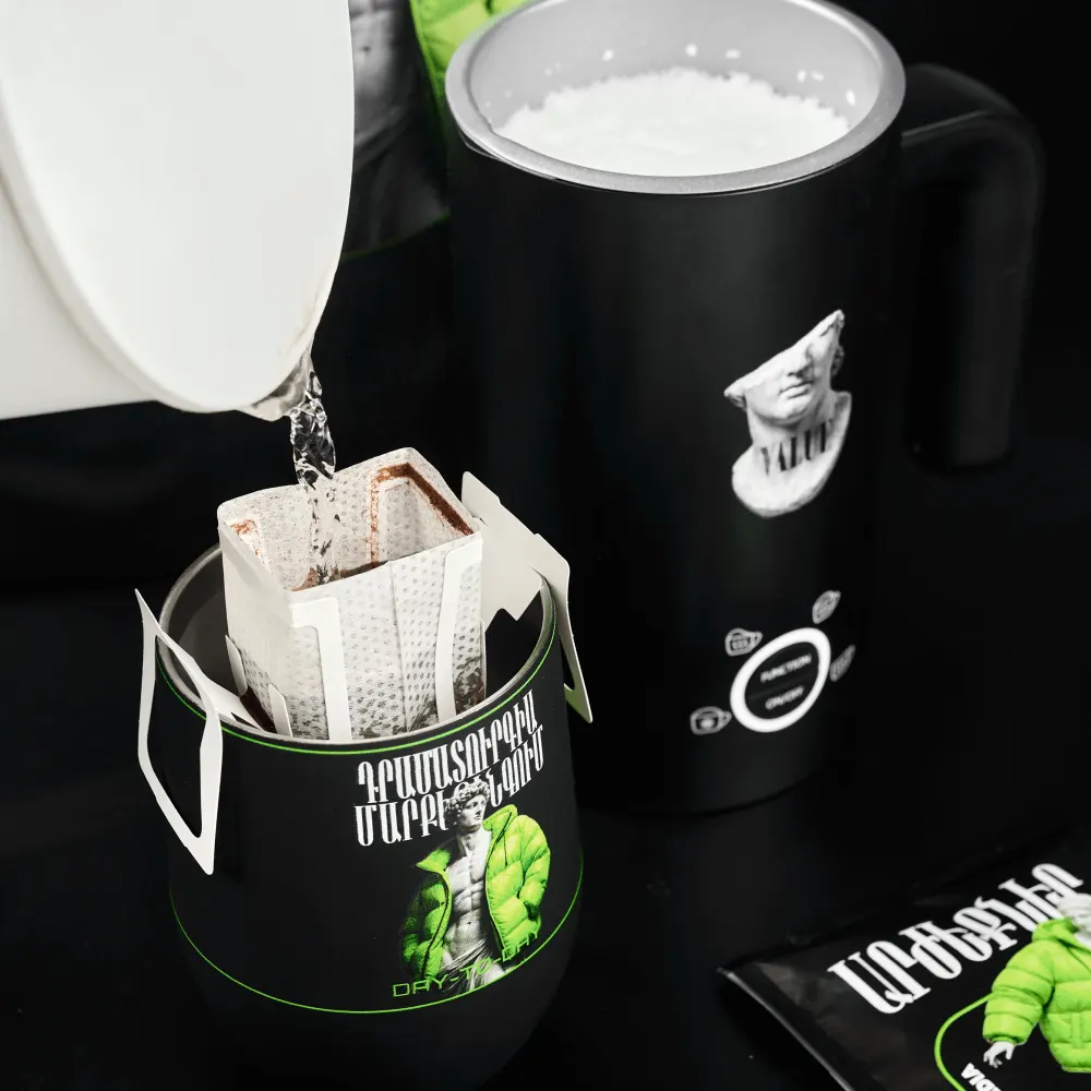 Barista gift set к 8 Марта — материал и цвет