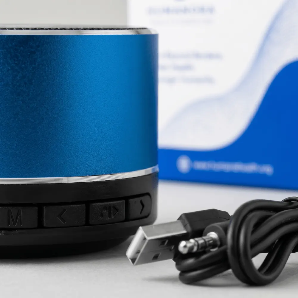 Беспроводная Bluetooth-колонка с логотипом и брендированной коробкой — результат