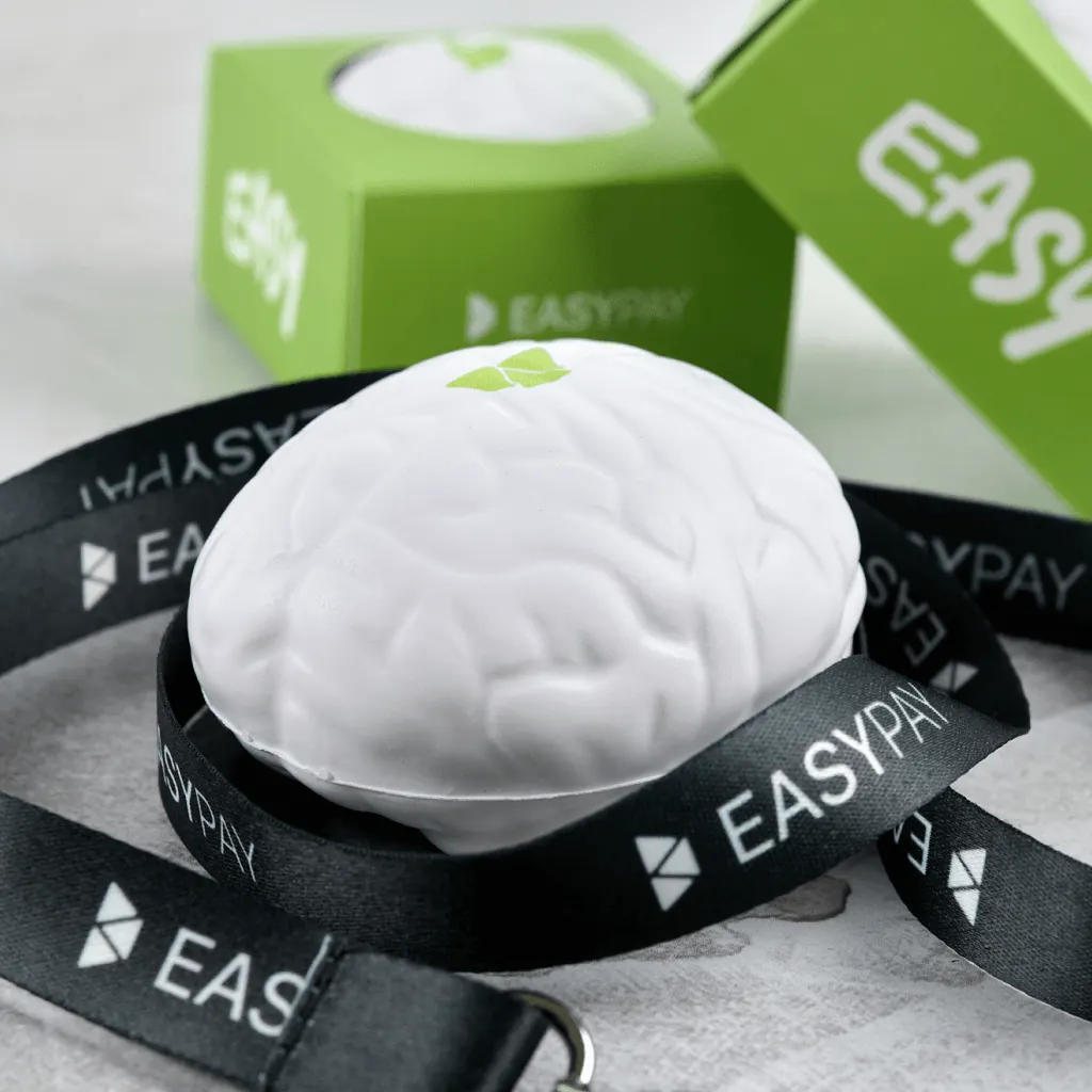 Мерч-набор EasyPay с антистрессом и канцелярией — фактура