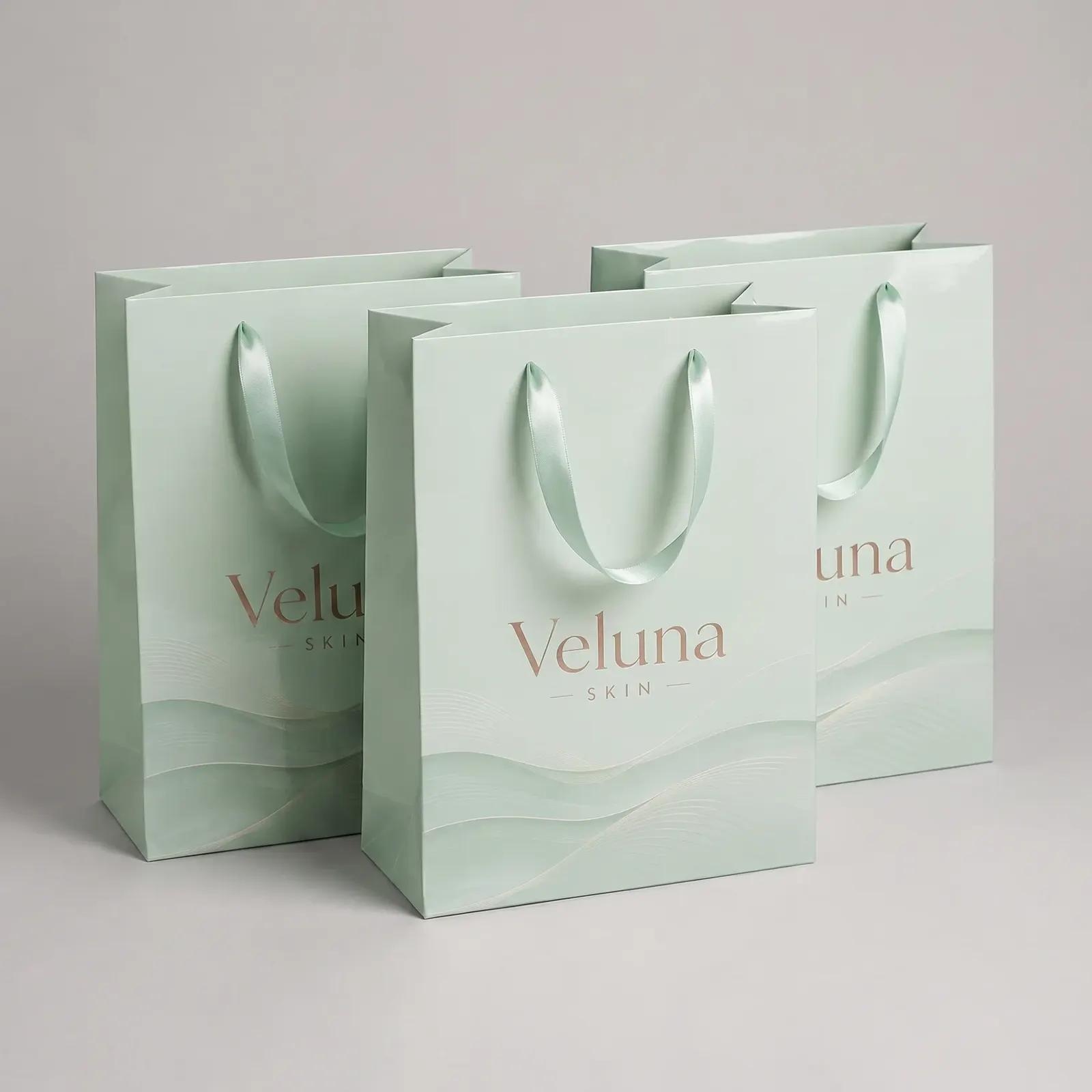 Премиальные пакеты Veluna Skin с золотым тиснением — кейс КРАСНО