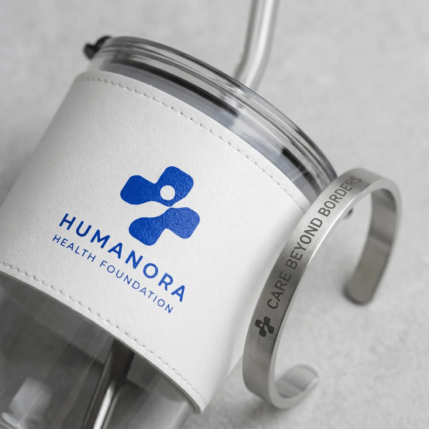 Swag pack для HUMANORA: корпоративные подарки на заказ — брендирование